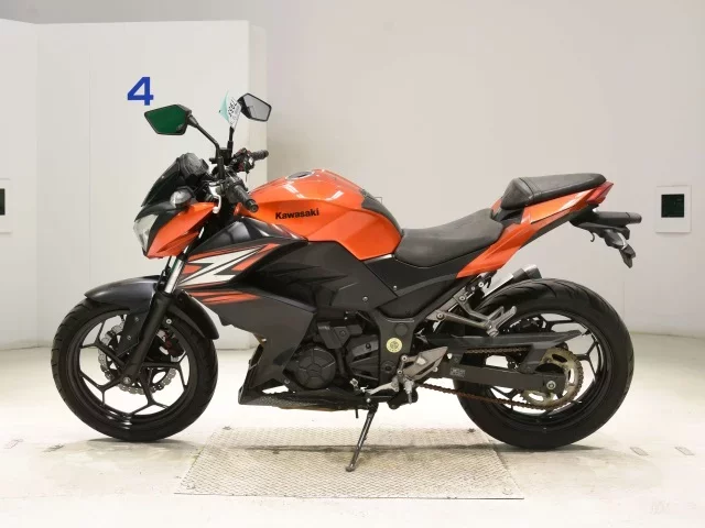 Kawasaki Z250