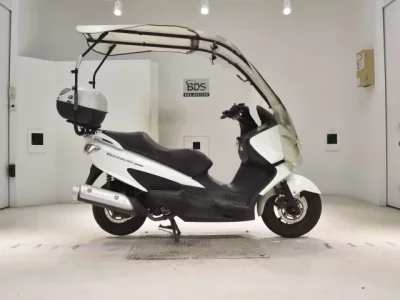 Suzuki BURGMAN 200YANE EXIST  с аукциона в Японии