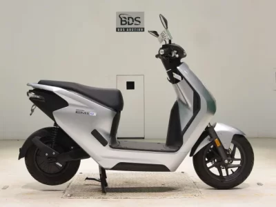 Honda EM1E: