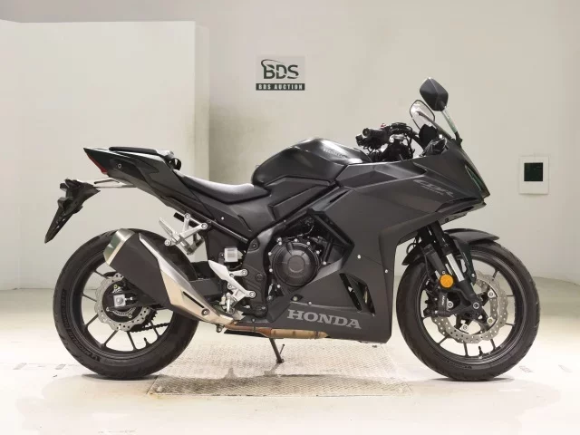 Honda CBR400R-3