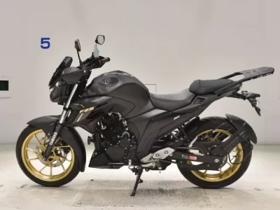 Yamaha FZS25  с аукциона в Японии