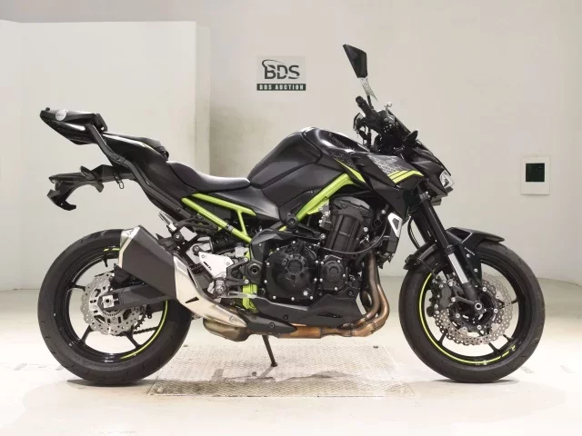 Kawasaki Z900-2 лот № 5466 оценка 5  с аукциона в Японии