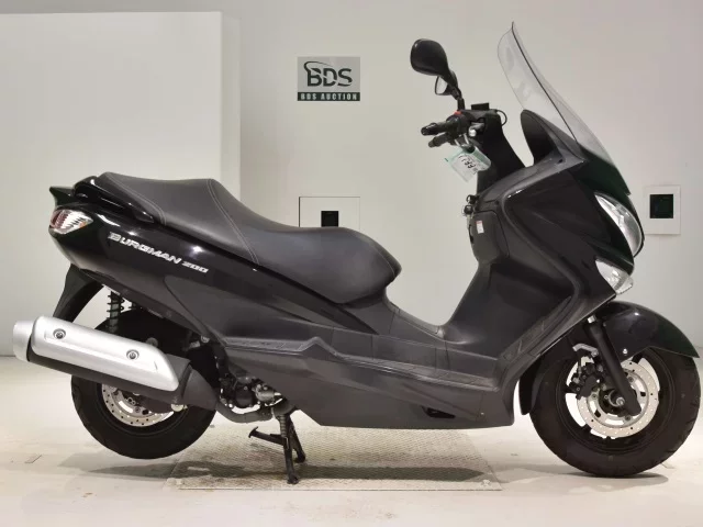 Suzuki BURGMAN200 лот № 7799 оценка 5  с аукциона в Японии