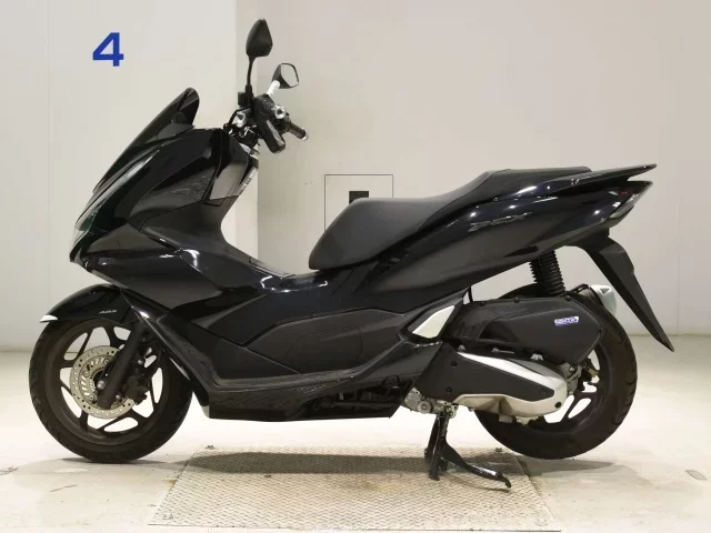 Honda PCX125-4