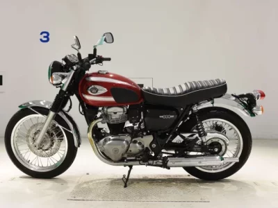 Kawasaki W800-2 лот № 7715 оценка 6  с аукциона в Японии 2