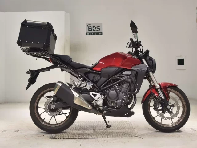 Honda CB250RA лот № 2612 оценка 5  с аукциона в Японии
