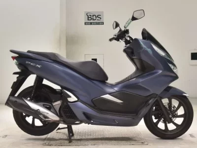 Honda PCX125-3