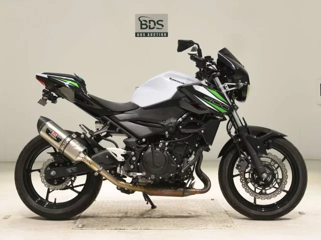 Kawasaki Z400-2 лот № 7870 оценка 4  с аукциона в Японии
