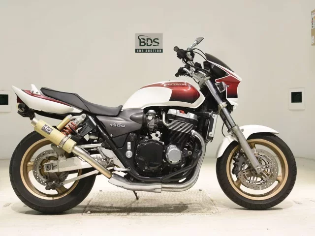 Honda CB1300SF лот № 7850 оценка 4  с аукциона в Японии