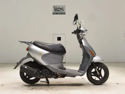 Suzuki LET S4