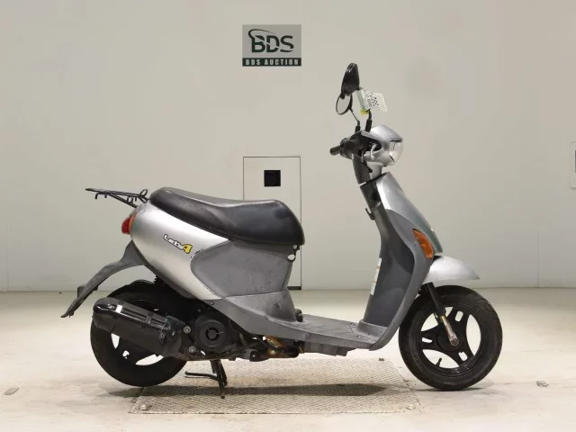 Suzuki LET S4