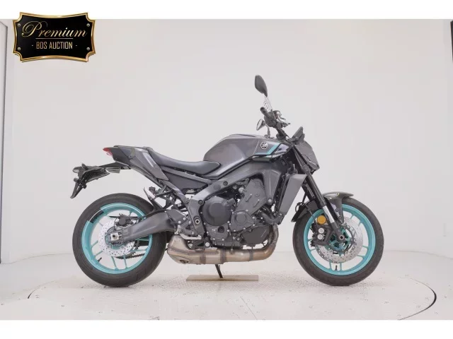 Yamaha MT-09-2 лот № 2517 оценка 7  с аукциона в Японии