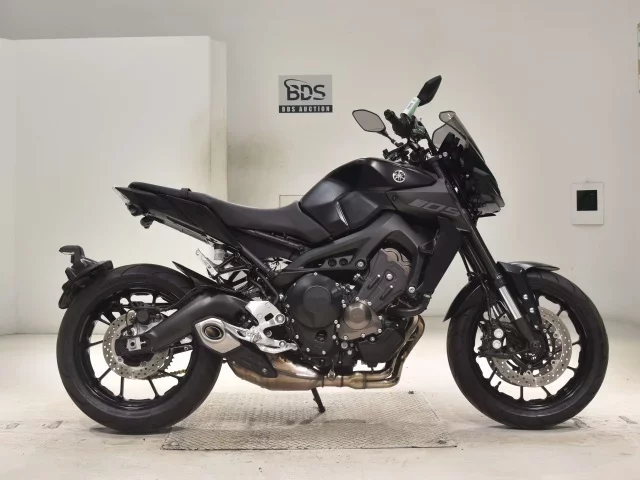 Yamaha MT-09A лот № 0177 оценка 6  с аукциона в Японии