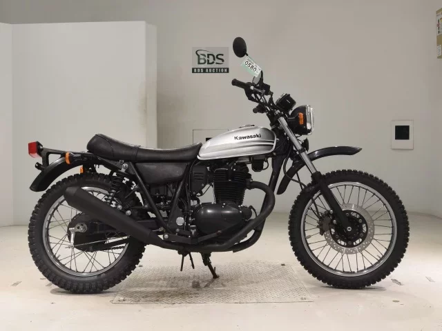 Kawasaki 250TR лот № 0580 оценка 4  с аукциона в Японии