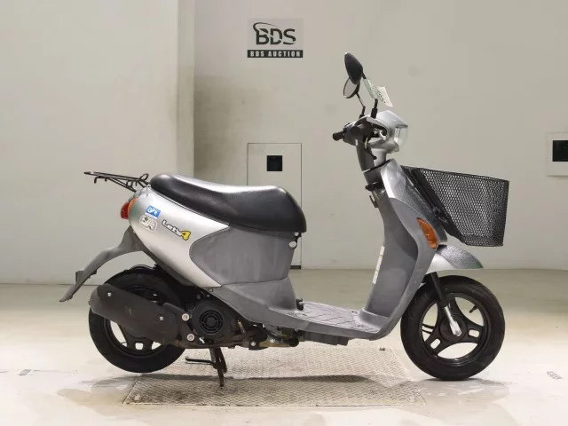 Suzuki LET S4