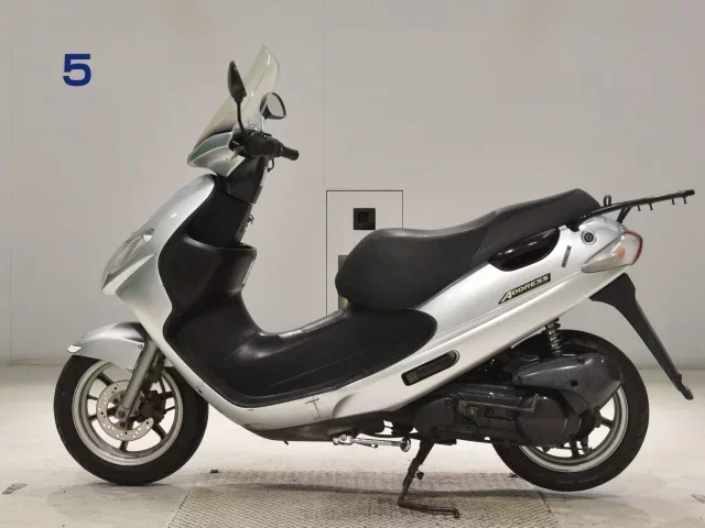 Suzuki ADDRESS V110