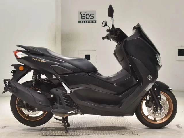 Yamaha NMAX-2