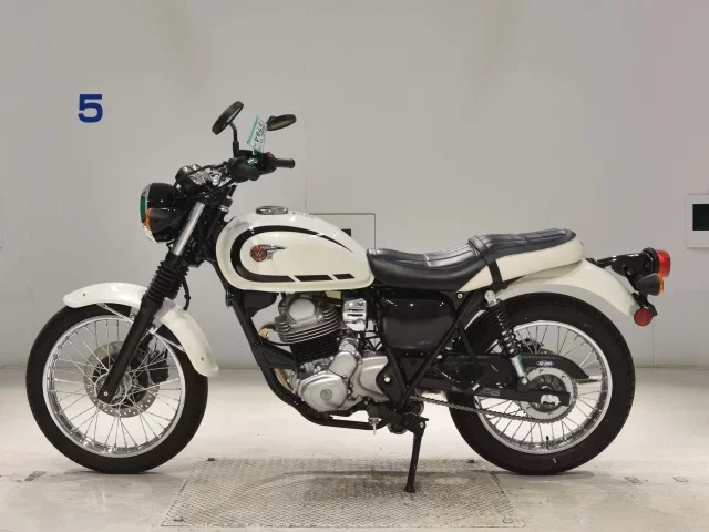 Kawasaki W230