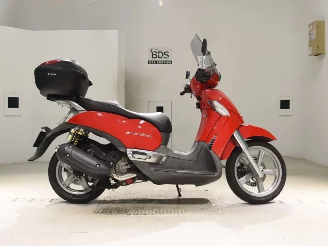Aprilia  SCARABEO250IE лот № 0129 оценка 4  с аукциона в Японии