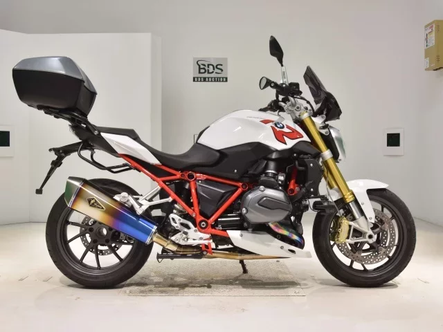BMW  R1200R лот № 7792 оценка 5  с аукциона в Японии
