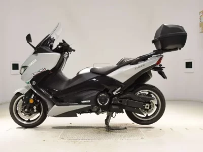 Yamaha T-MAX530DX лот № 0199 оценка 5  с аукциона в Японии 2