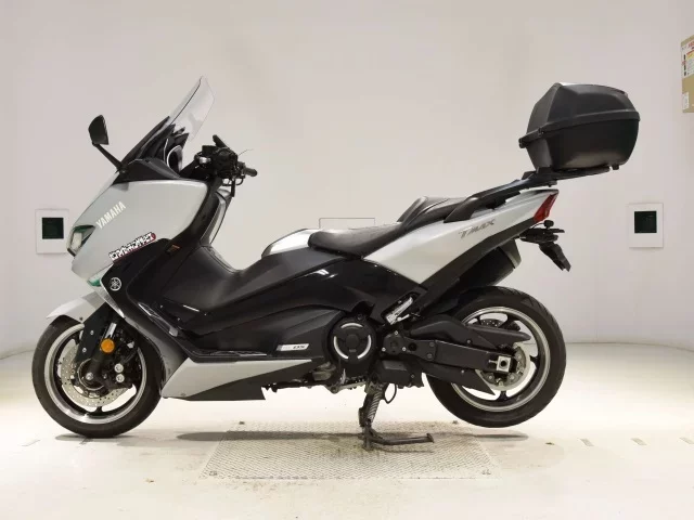 Yamaha T-MAX530DX