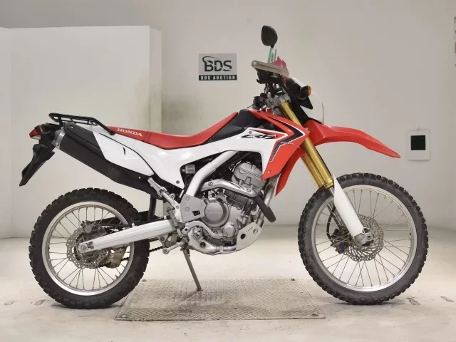 Honda CRF250L лот № 2884 оценка 4  с аукциона в Японии