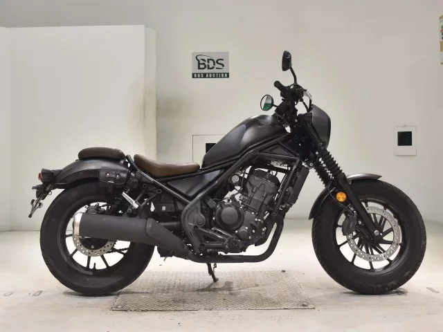 Honda REBEL 250S лот № 0590 оценка 5  с аукциона в Японии