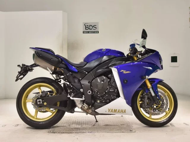Yamaha YZF-R1 лот № 2719 оценка 4  с аукциона в Японии