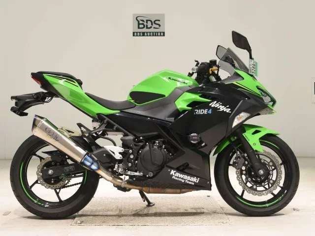 Kawasaki NINJA400-2 лот № 5289 оценка 4  с аукциона в Японии