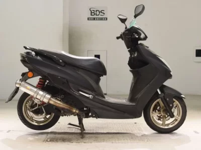 Yamaha CYGNUS 125XSR-3