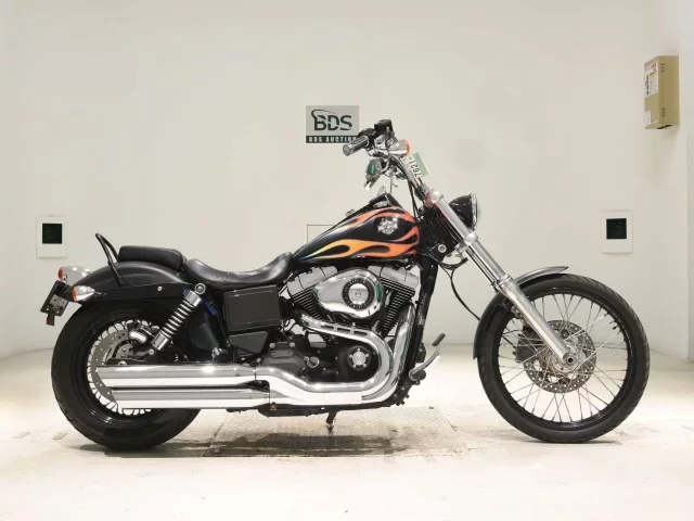 Harley-Davidson HARLEY FXDWG1580 лот № 7621 оценка 4  с аукциона в Японии