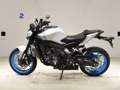 Yamaha MT-09-2AMT