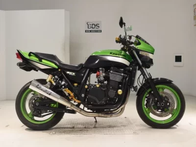 Kawasaki ZRX1200R  с аукциона в Японии