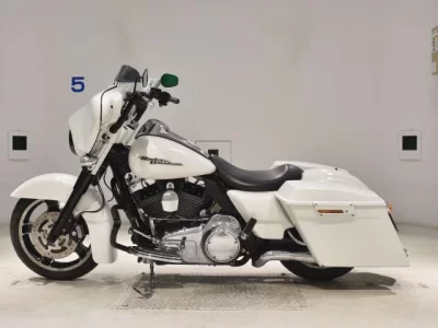 Harley-Davidson HARLEY FLHX1580  с аукциона в Японии