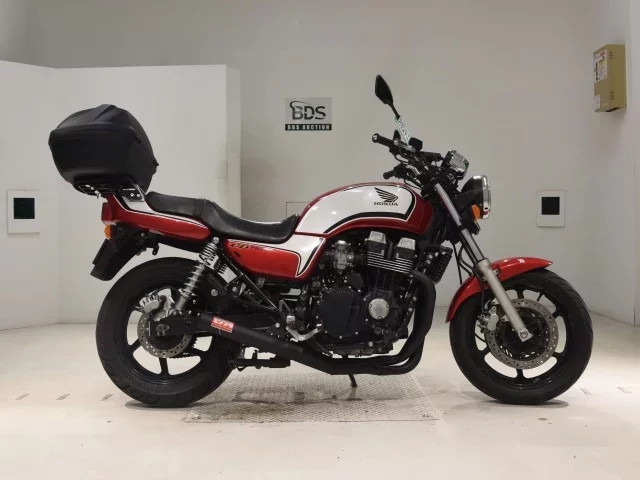 Honda CB750 лот № 0347 оценка 4  с аукциона в Японии