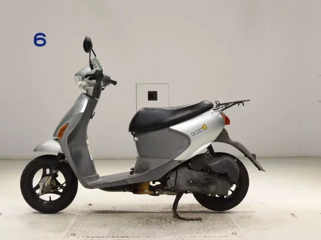 Suzuki LET S4