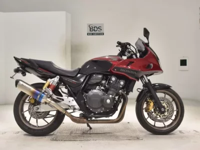 Honda CB400SFV-4 BOLDORABS  с аукциона в Японии