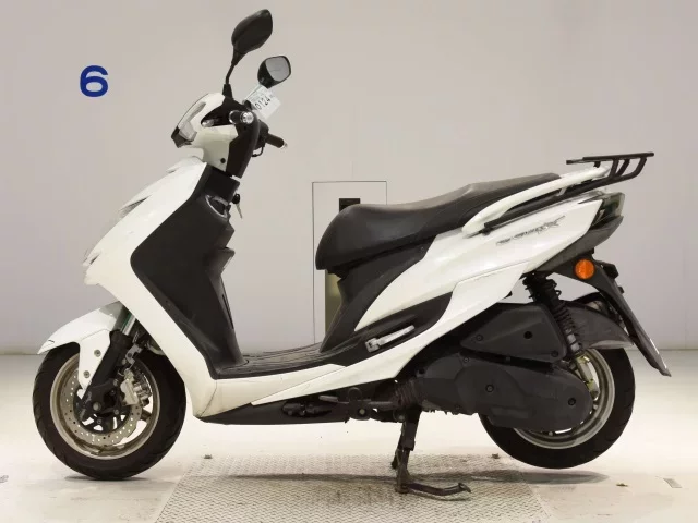 Yamaha CYGNUS 125XSR-3