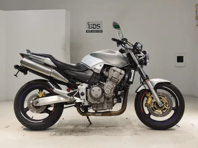 Honda HORNET900