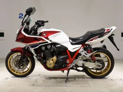 Honda CB1300SF BOLDOR лот № 2914 оценка 4  с аукциона в Японии 2
