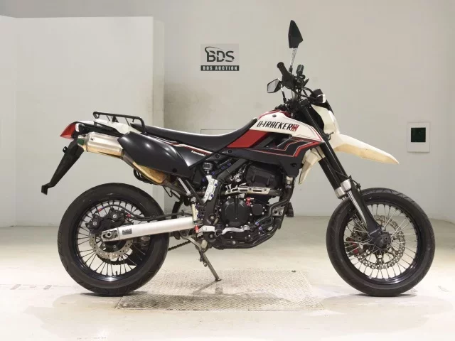 Kawasaki D-TRACKERX лот № 5444 оценка 4  с аукциона в Японии
