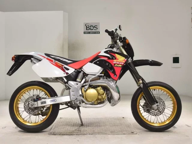 Honda CRM250AR лот № 2717 оценка 4  с аукциона в Японии