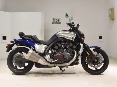 Yamaha V-MAX-2  с аукциона в Японии