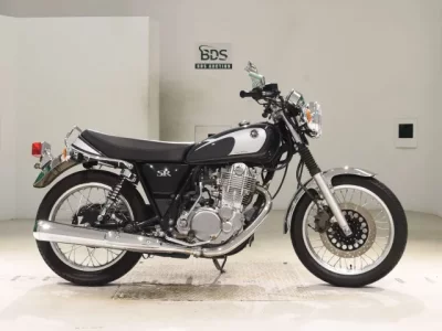 Yamaha SR400-5 2021