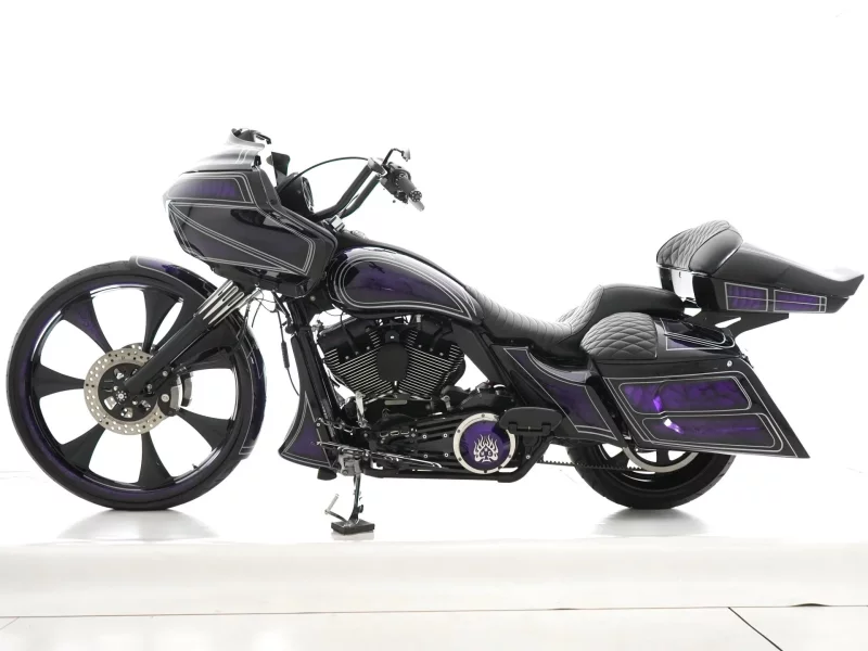 Harley-Davidson HARLEY FLTRU103