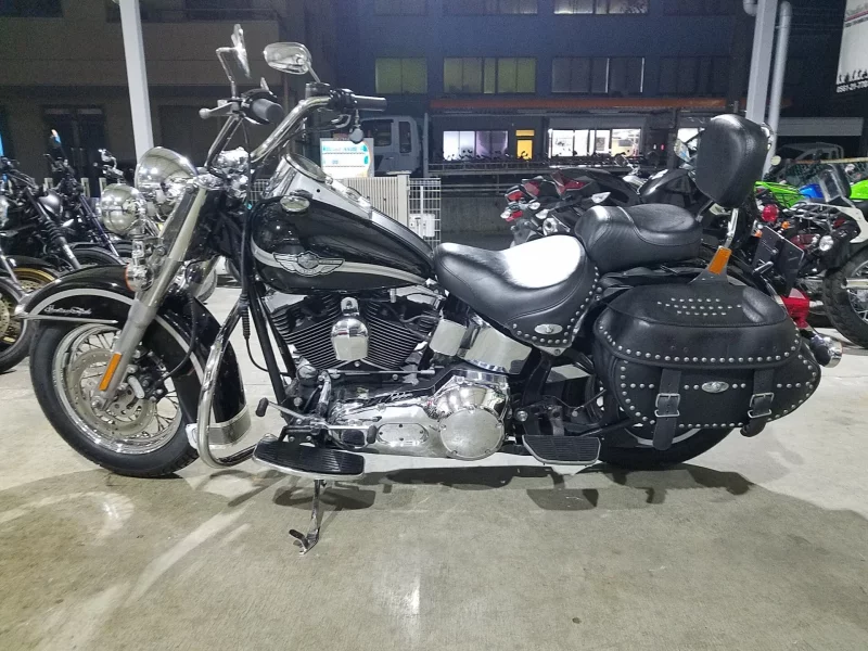 Harley-Davidson HARLEY FLSTCI 100TH