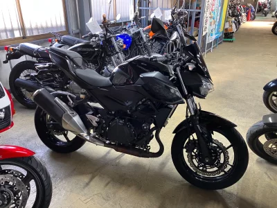 Kawasaki Z400