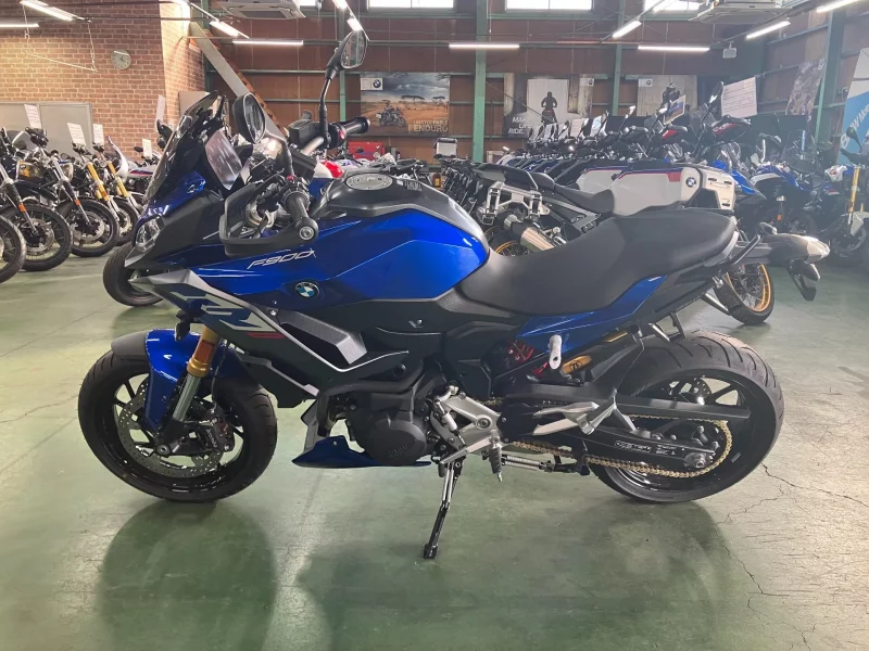 BMW BMW F900XR