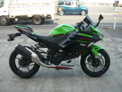 Kawasaki Ninja 400 KRT ED